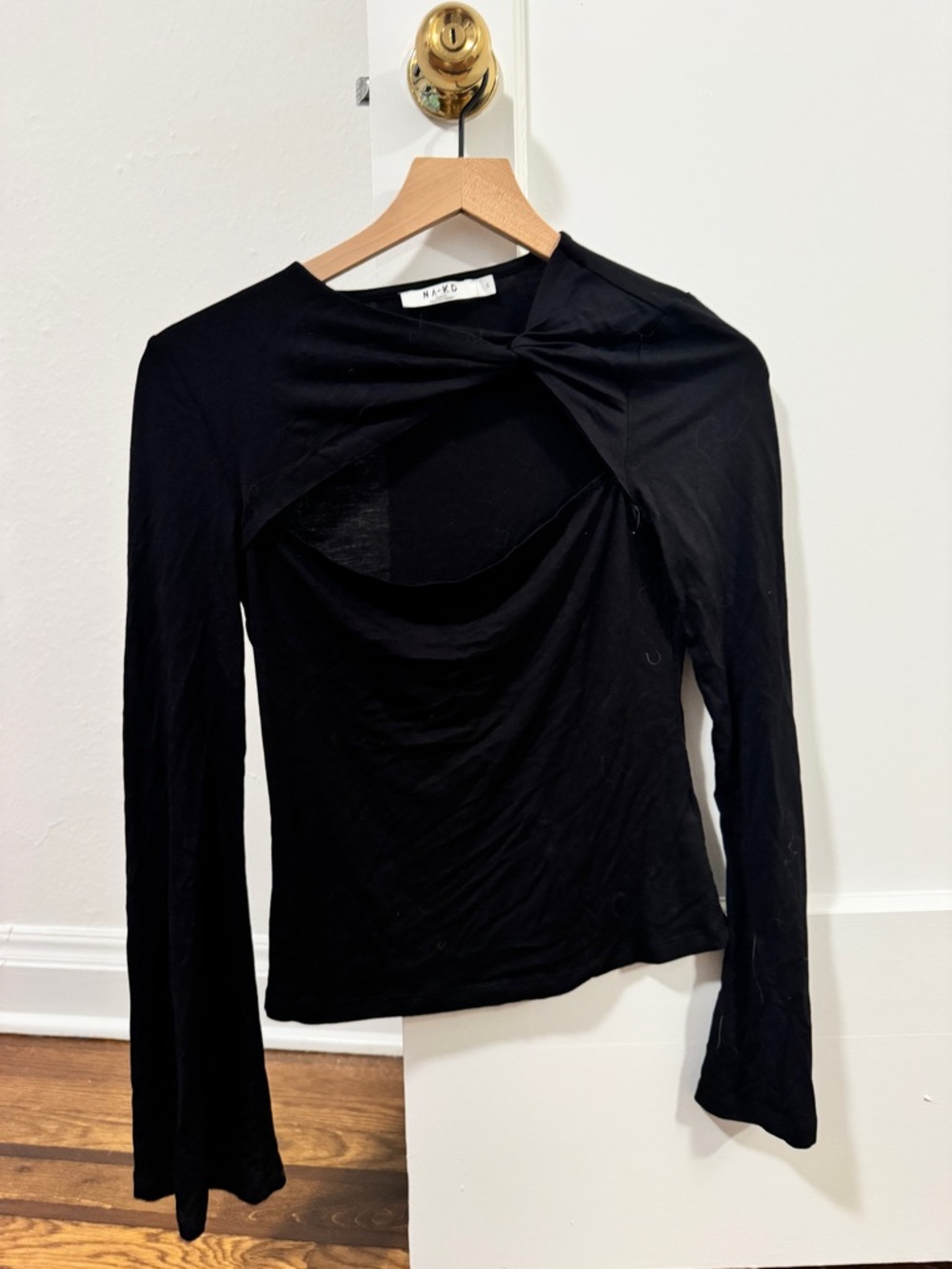 NA-KD Black Twist Cutout Long Sleeve Top
